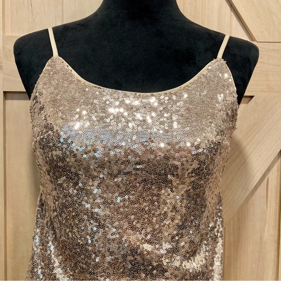 She + Sky Gold Sequin Halter Mini Dress Medium NWT - Picture 2 of 15